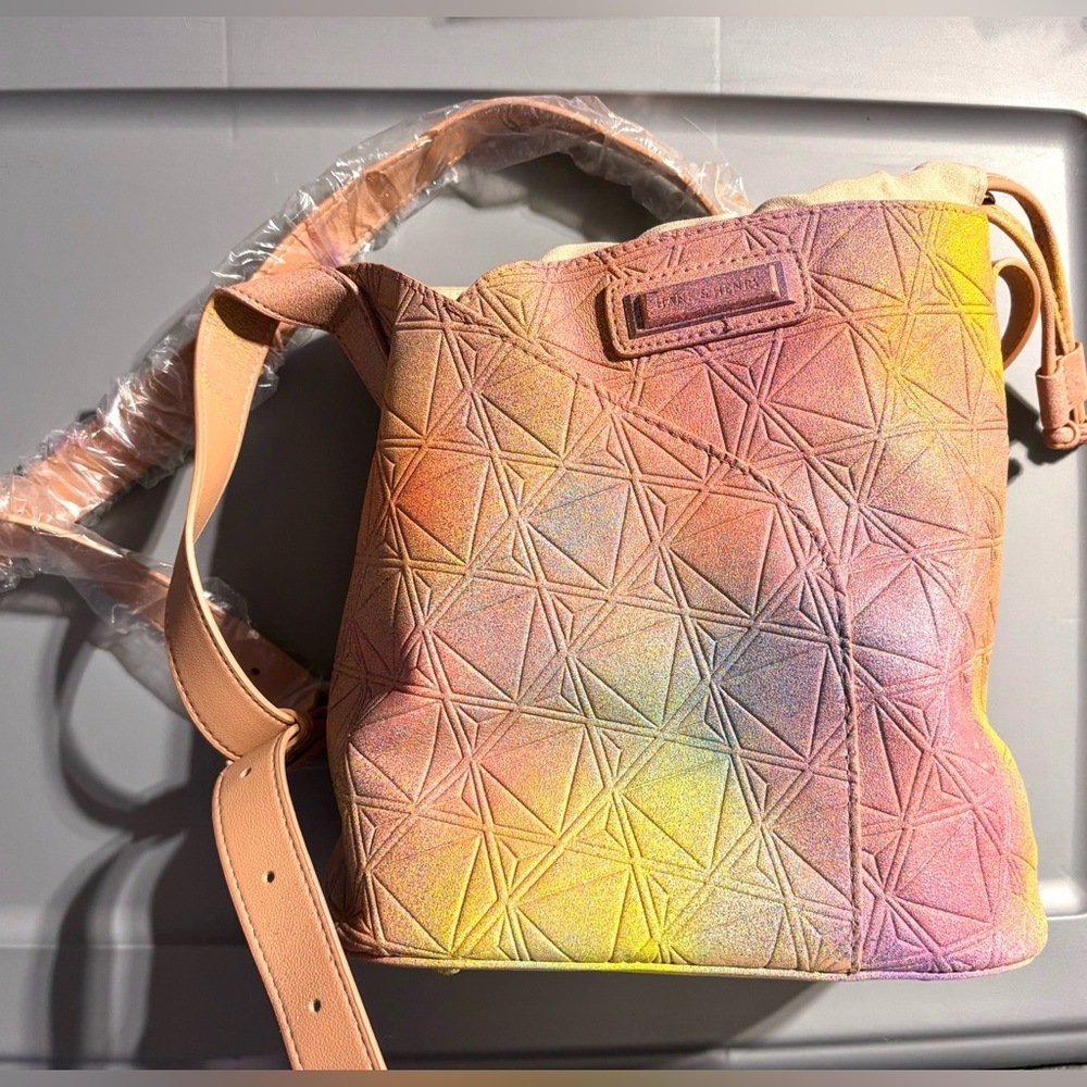 Hank & Henry Beauty Crossbody Bucket Bag Limited Edition Signed Purse NEW